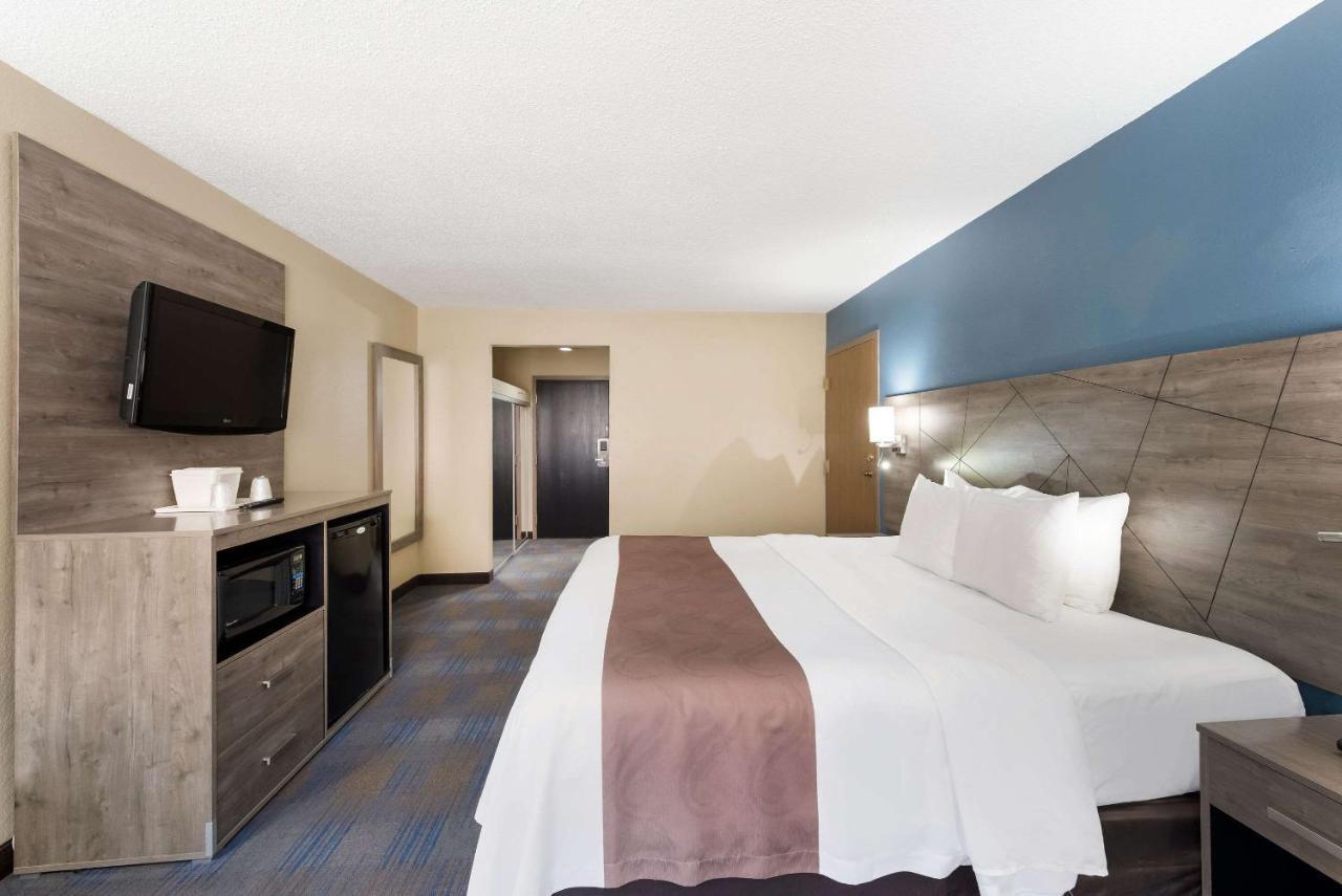 Quality Inn Upper Sandusky Extérieur photo
