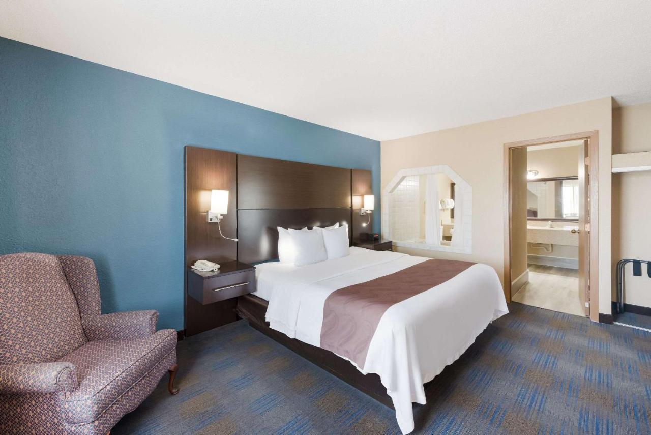 Quality Inn Upper Sandusky Extérieur photo