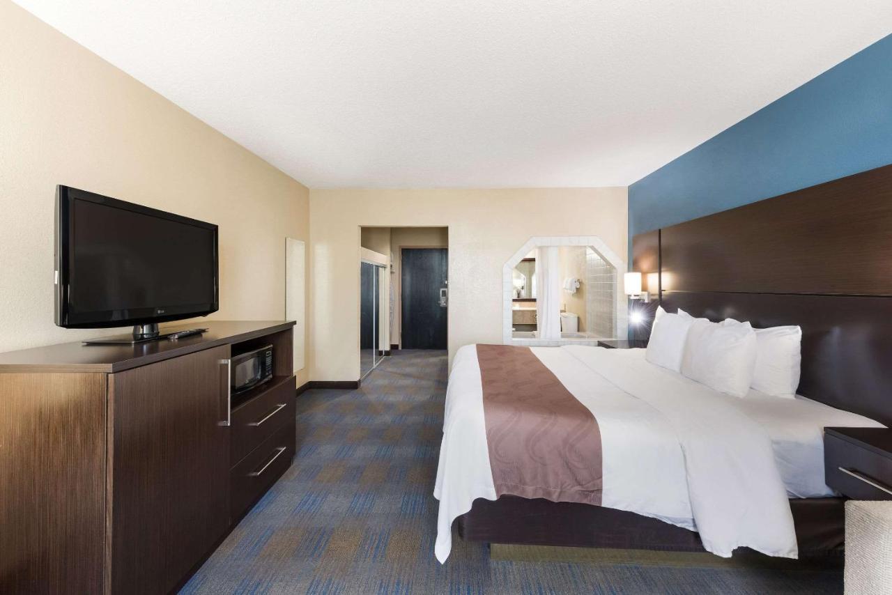 Quality Inn Upper Sandusky Extérieur photo