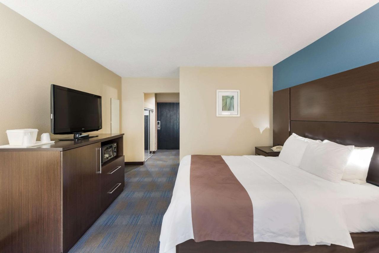 Quality Inn Upper Sandusky Extérieur photo