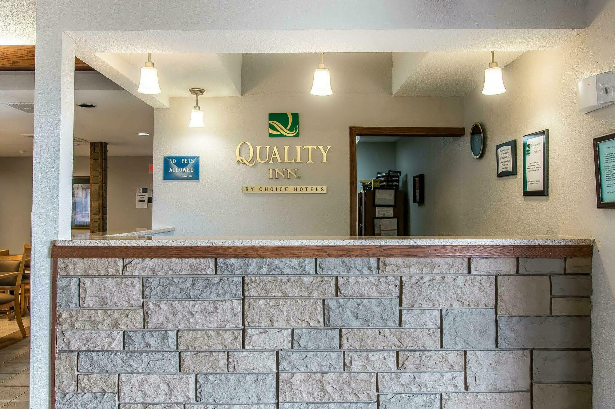 Quality Inn Upper Sandusky Extérieur photo