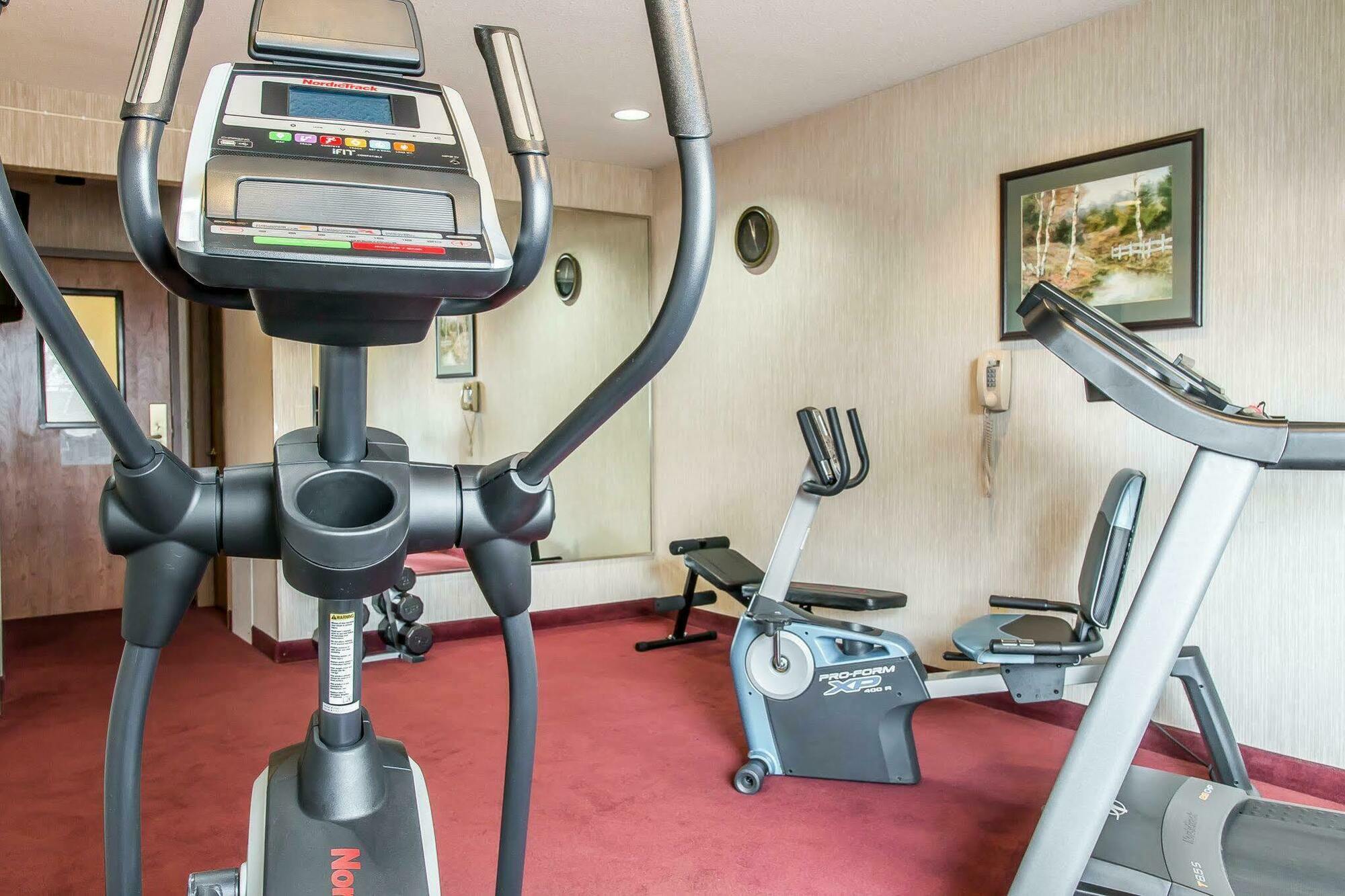 Quality Inn Upper Sandusky Extérieur photo